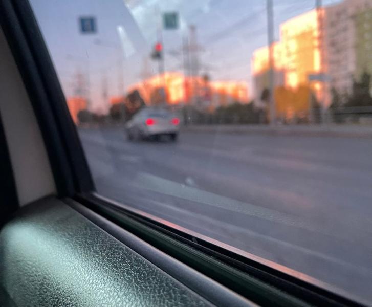 В Самаре инвалиды и ветераны ВОВ остались без услуг социального такси