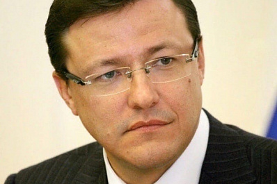 Дмитрий Азаров: "Волонтёры внесли вклад в будущее нашего государства"