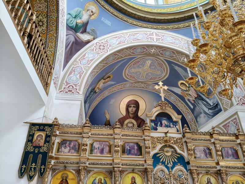 В храме Рождества Христова в селе Рождествено обновили роспись