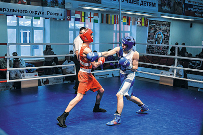 В Безенчуке проходит турнир по боксу