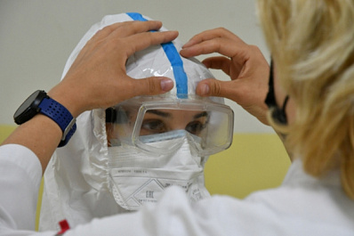 Дмитрий Азаров назвал врачей и волонтеров главными героями 2020-го