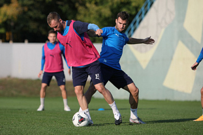 "Крылья Советов" завершают подготовку к матчу против "Томи"