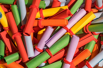 1 сентября в России стартует розыгрыш денежных призов среди прошедших вакцинацию