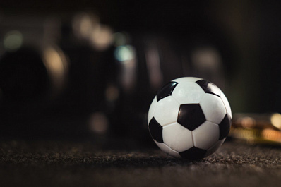 Юные футболисты из нескольких городов сыграли на традиционном турнире в Сызрани