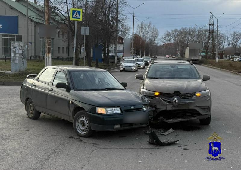 В Самаре водитель сбил 21-летнего пешехода на зебре