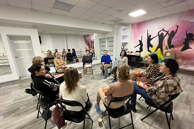В Тольятти открылась школа для женщин, где обучают "азбуке" взаимоотношений в семье