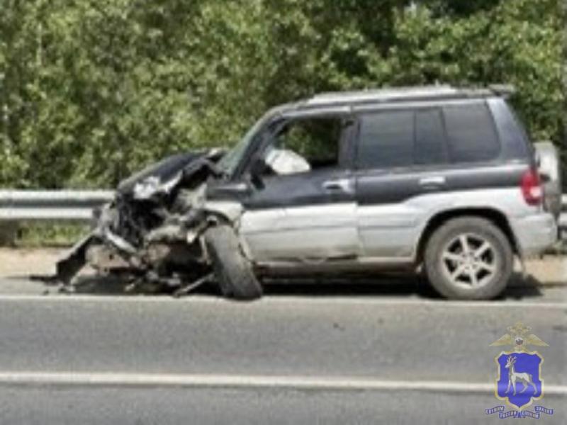 Есть пострадавшие: в Новокуйбышевске водитель на встречке столкнулся с двумя авто