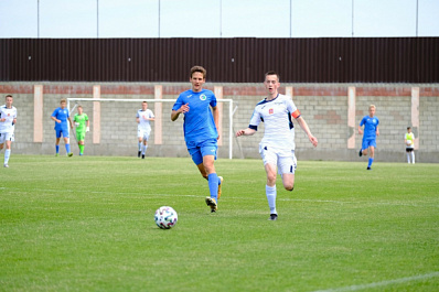 Футболисты из "Академии Коноплева" сыграют со "Спартаком"