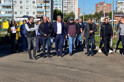 В Тольятти оценили темпы строительства школы и набережной