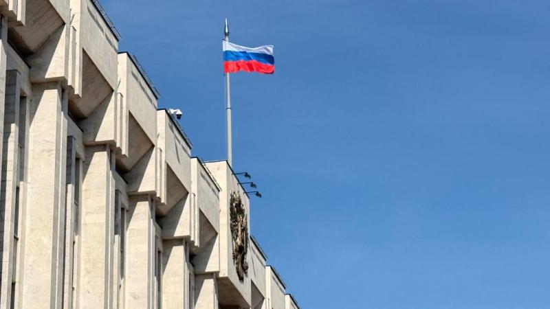 Губернатор Вячеслав Федорищев поздравил жителей Самарской области с Днем народного единства