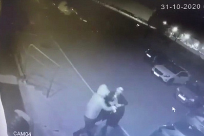 "Он к нам пришел избитым": о драке полицейских с жителем Отрадного хотят снять телешоу