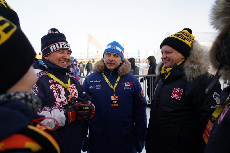 Владимир Шешенин выиграл юбилейную "Гонку чемпионов" в Самарской области