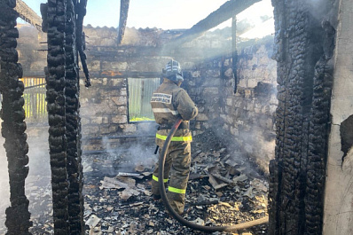 В Самарской области утром 12 мая сгорел черновой дом на 100 "квадратов"