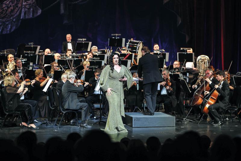 Поддержали традицию: в театре оперы и балета прошли гастроли Большого театра России