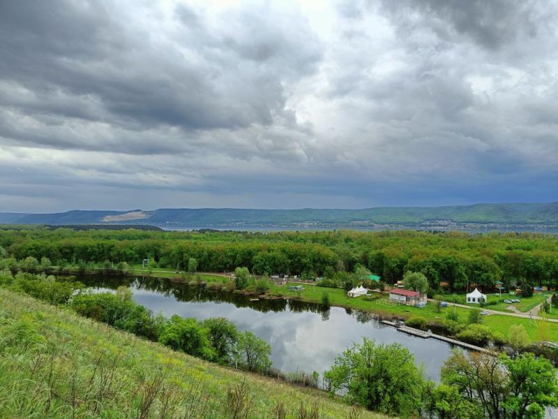 На Самарскую область 5 июня обрушится гроза с сильным ветром