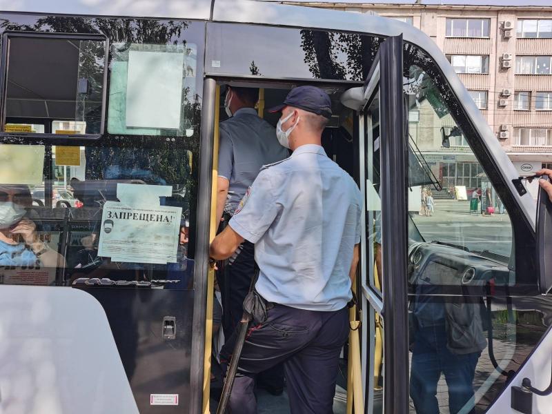 В Самаре за неделю оштрафовали пять нарушителей масочного режима в общественном транспорте