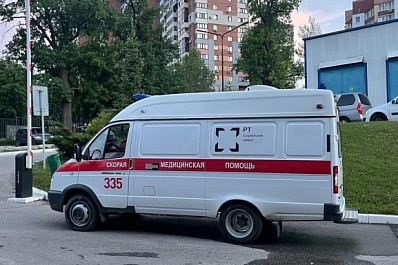 Спасла жизнь и получила по лицу: в Саратове пьяный пациент избил женщину-фельдшера в скорой помощи