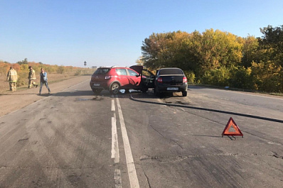 Под Самарой в аварии тяжело пострадали двое детей