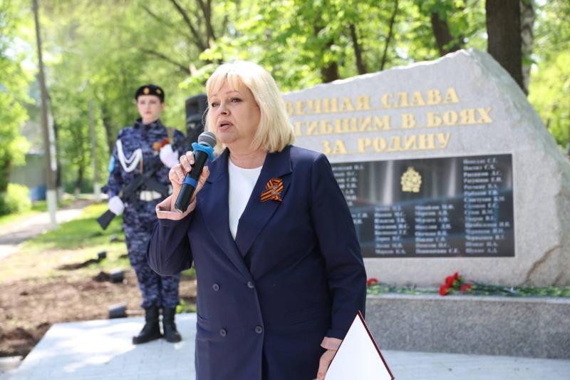 Наука побеждать: в самарском вузе открыли памятник участникам Великой Отечественной войны