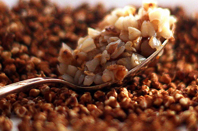 В одной из исправительных колоний Самарской области заключенных кормили подозрительной гречкой