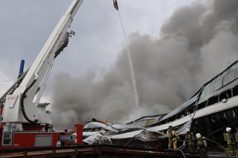 Фоторепортаж с места крупного пожара в Самаре