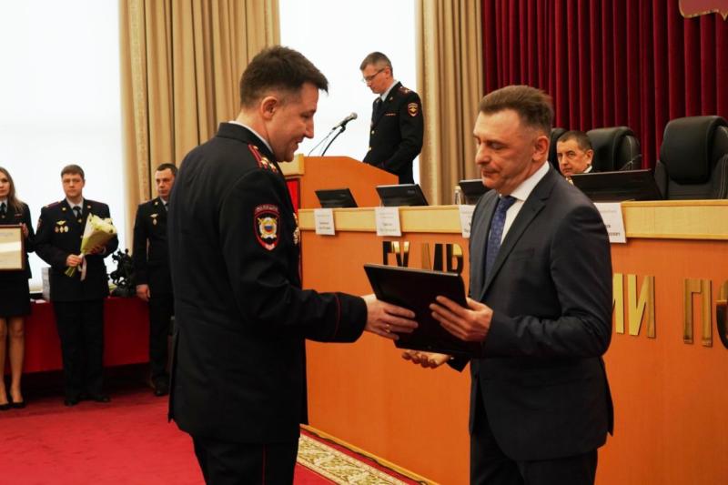 Уровень доверия жителей к полиции остается высоким: в ГУ МВД подвели итоги работы в 2024 году