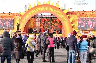 Десятки тысяч самарцев проводили зиму на площади им. Куйбышева