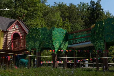 Аквазона и кавказское меню: что ждет самарцев на горнолыжном курорте летом