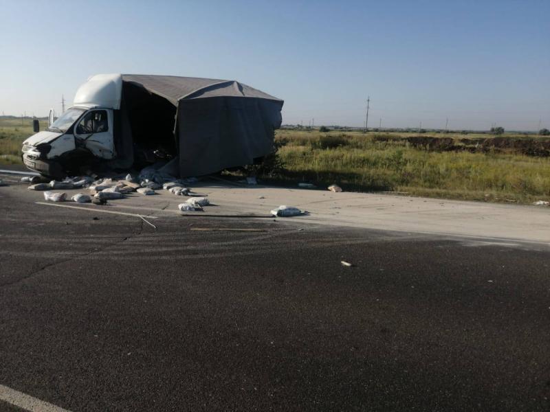 В Нефтегорском районе 30 июля в ДТП погибли водитель и пассажир "Весты" 