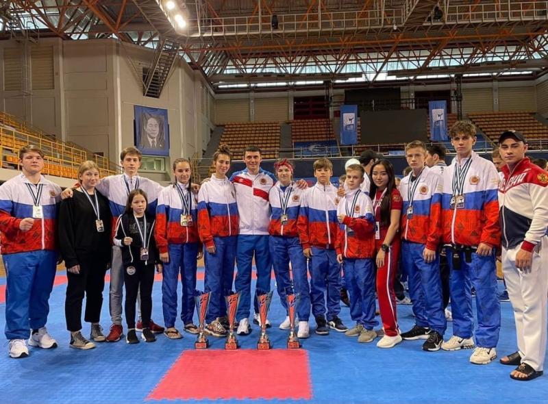 Самарские тхэквондисты завоевали кипу медалей на чемпионате Европы