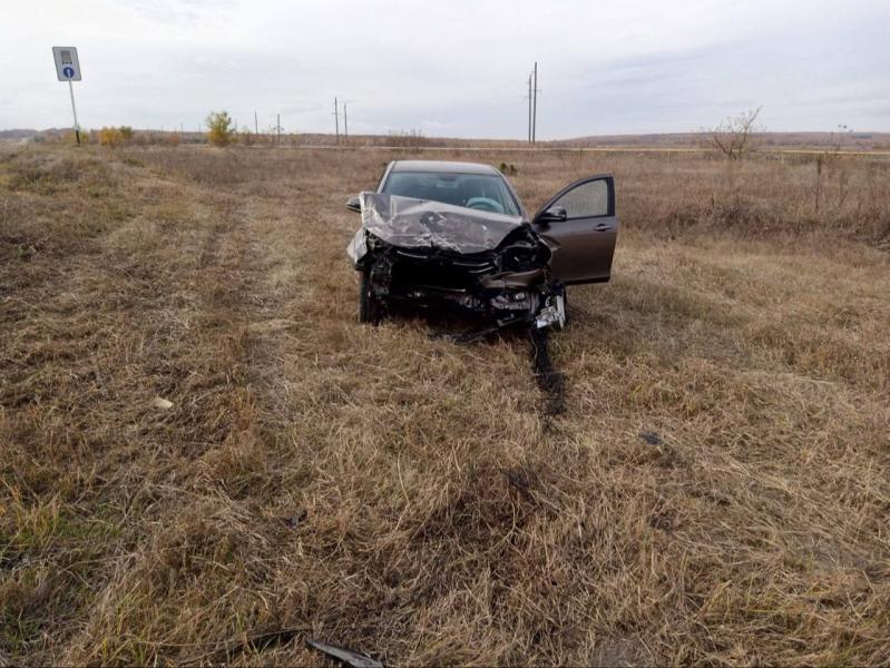 В Шигонском районе при столкновении LADA Vesta с Peugeot погиб человек
