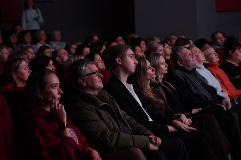 "Неочевидная Самара": историю одного дома показали на большом экране