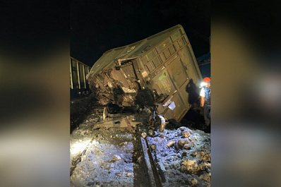 Названа причина схода 4 грузовых вагонов с рельсов в Самарской области