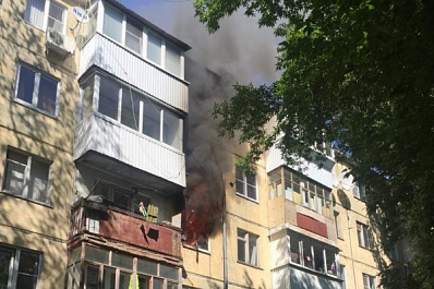 Пожар на Молодежном бульваре в Тольятти потушен