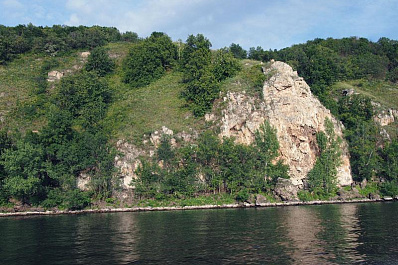 В Самарской области мужчина получил серьезные травмы при падении с горы Барсук