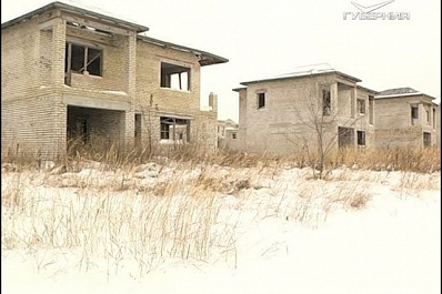 Дмитрий Азаров встретился с обманутыми дольщиками «Дубравы»