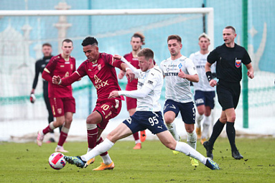 "Крылья Советов" разгромили "Рубин" в товарищеском матче