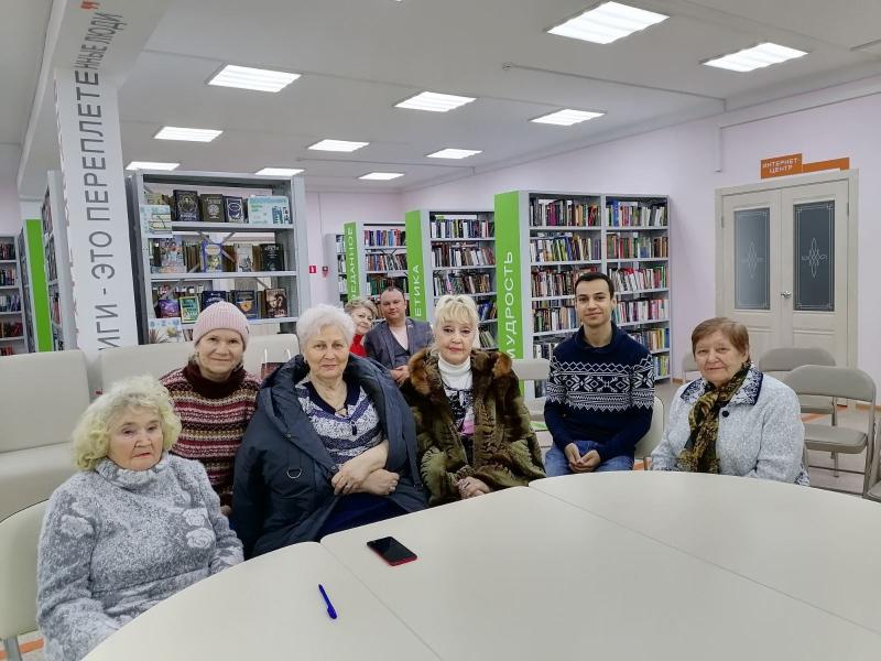 Важен открытый диалог: сызранка поблагодарила губернатора за поддержку ТОСов в регионе