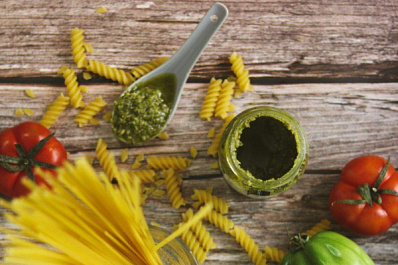 Стало известно, в чем кроется польза соуса песто