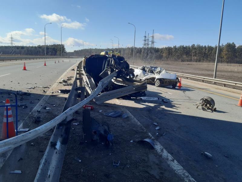На трассе "Обход Тольятти" при столкновении GAC и "десятки" пострадали два человека