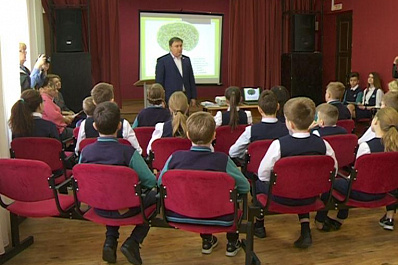 Активисты ОНФ помогают самарским школьникам составить генеалогическое древо