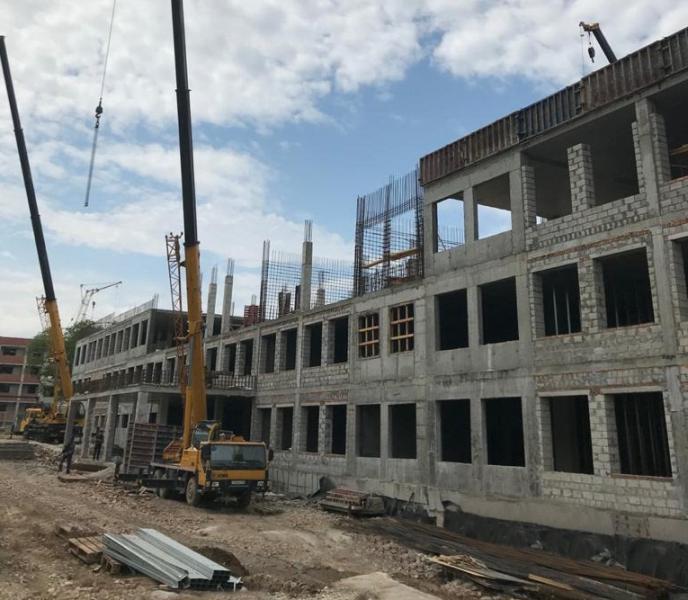 В Самаре строят третий этаж второго корпуса школы на 5-й просеке