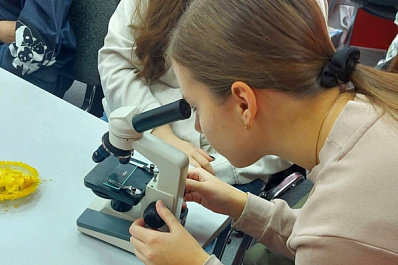 Школьники Новокуйбышевска успешно изучают химию благодаря "Точке роста"