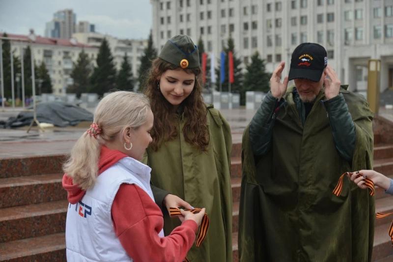 "Единая Россия" и "Волонтеры Победы" проведут к 9 Мая акцию "Георгиевская ленточка" в России и Донбассе