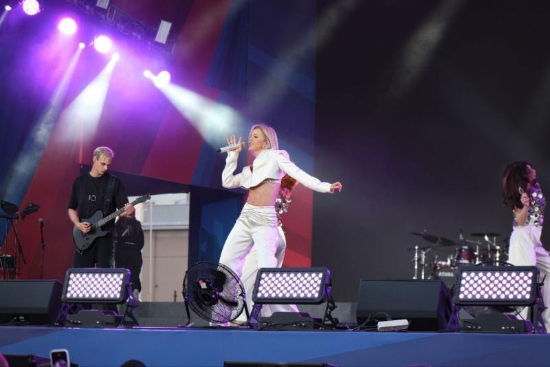 В Самаре фестиваль "Русское лето. ZaРоссию" объединил 10 тысяч человек