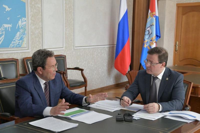 Губернатор Дмитрий Азаров поблагодарил Николая Лядина  за работу в должности главы Сызрани