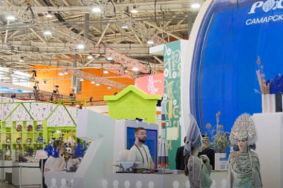 Свадебный фестиваль и 13-миллионный посетитель: главные события минувшей недели на выставке "Россия"