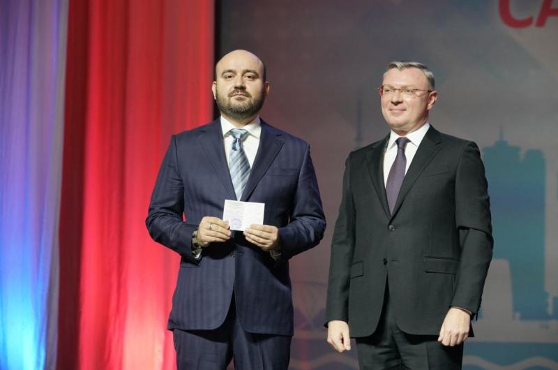 Вячеслав Федорищев в преддверии Дня профсоюзов вручил заслуженные награды жителям Самарской области