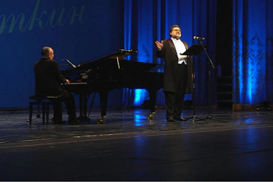 В Самарском театре оперы и балета отметили юбилей заслуженного артиста России Василия Святкина