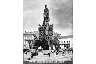  Исторический момент: как сооружали памятник Александру II – первый самарский монумент